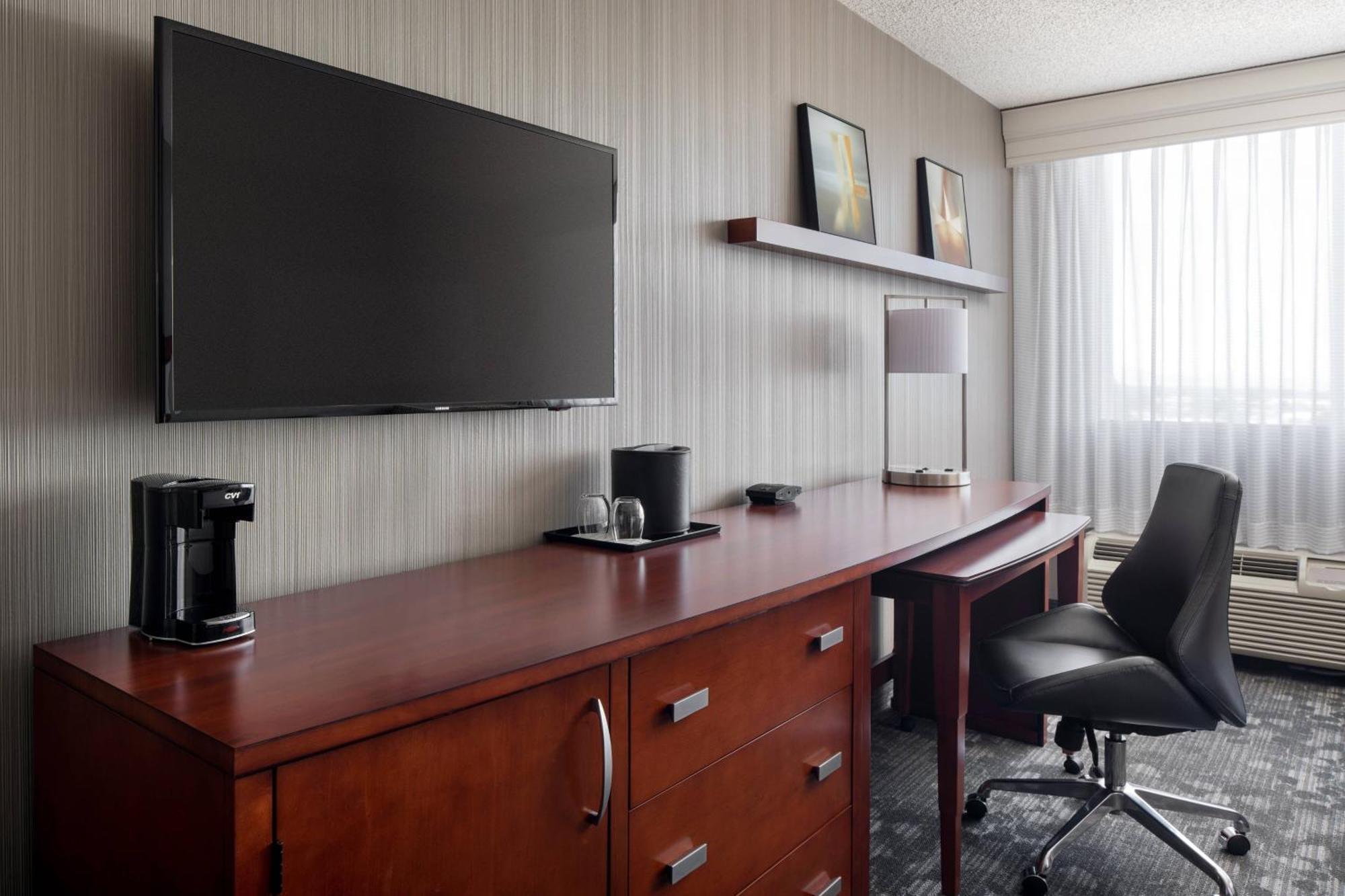 Hotel Courtyard By Marriott Richmond Berkeley Extérieur photo