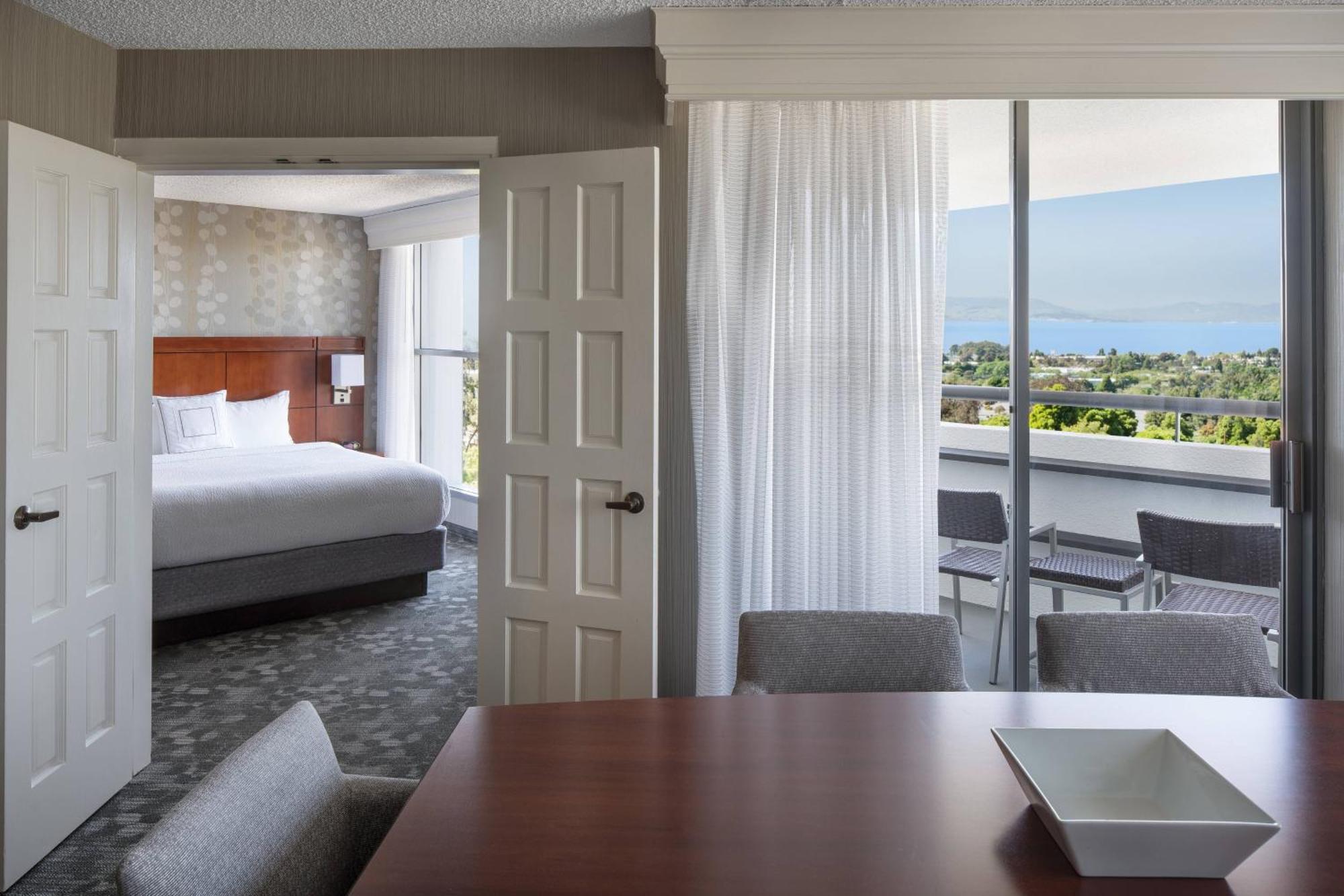 Hotel Courtyard By Marriott Richmond Berkeley Extérieur photo