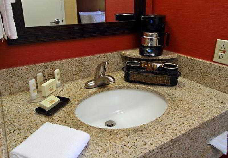 Hotel Courtyard By Marriott Richmond Berkeley Extérieur photo