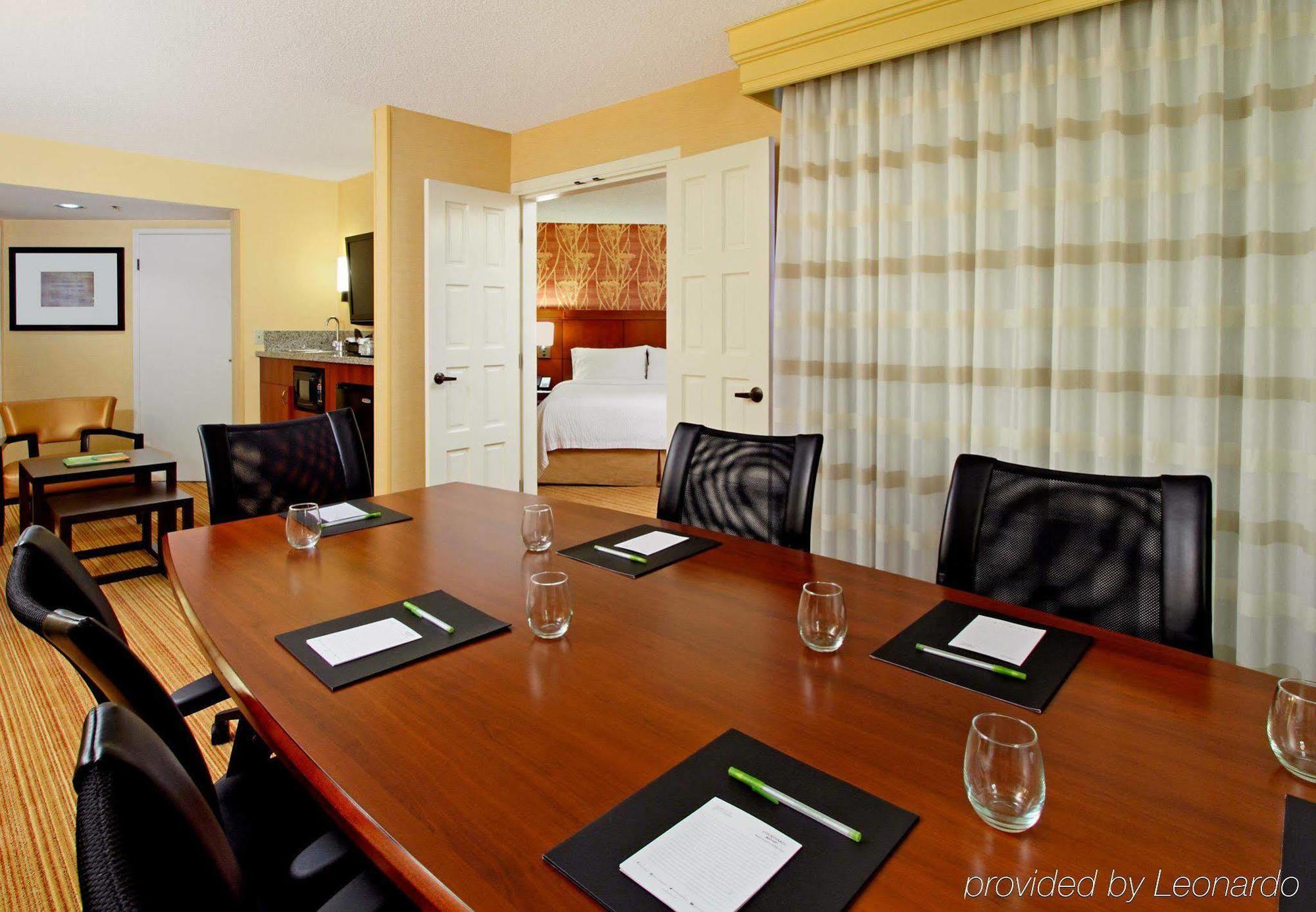 Hotel Courtyard By Marriott Richmond Berkeley Extérieur photo